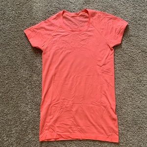 Lululemon swiftly short sleeve